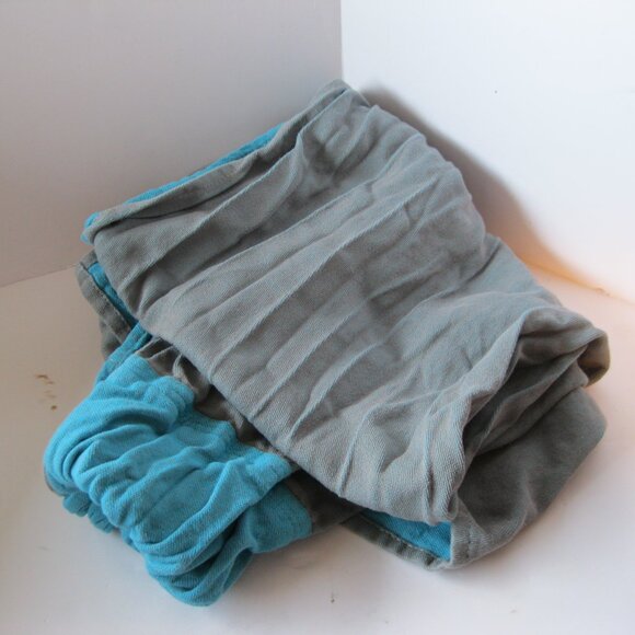 Moby Ring Sling - Turquoise/Grey - Picture 2 of 5